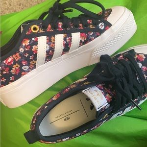 Nizza Floral Platform Adidas